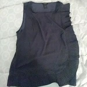 Med Ann Taylor sleeveless blouse